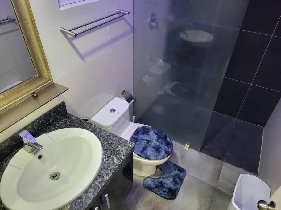 Kandi Tower 3, Premium 1Br With 2Cr & 2 Balcony. 앙헬레스 외부 사진