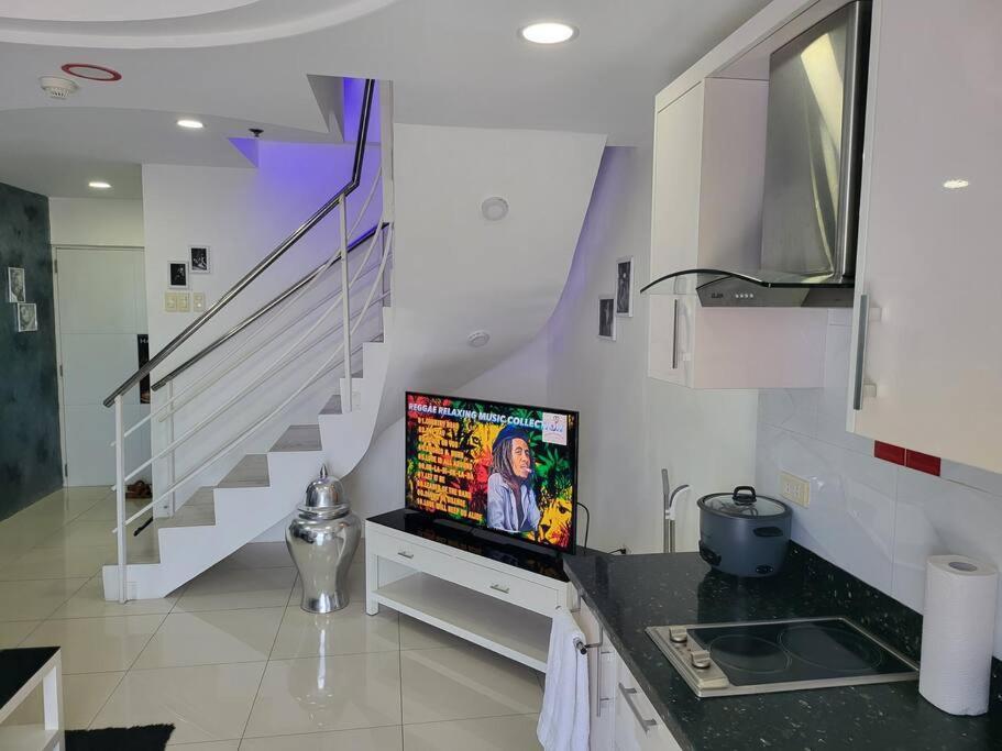 Kandi Tower 3, Premium 1Br With 2Cr & 2 Balcony. 앙헬레스 외부 사진