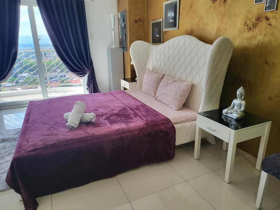 Kandi Tower 3, Premium 1Br With 2Cr & 2 Balcony. 앙헬레스 외부 사진
