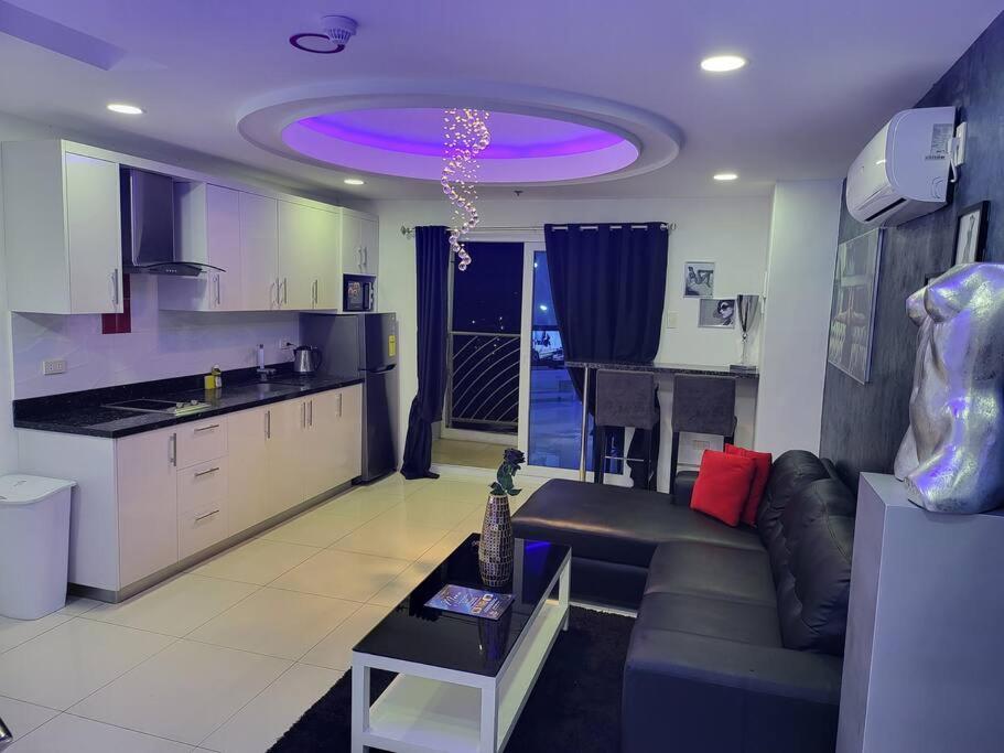 Kandi Tower 3, Premium 1Br With 2Cr & 2 Balcony. 앙헬레스 외부 사진